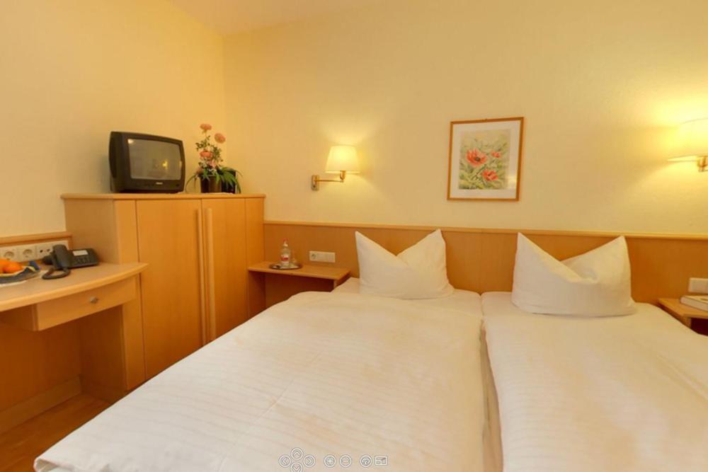 Hotel Garni Grottental Messstetten المظهر الخارجي الصورة